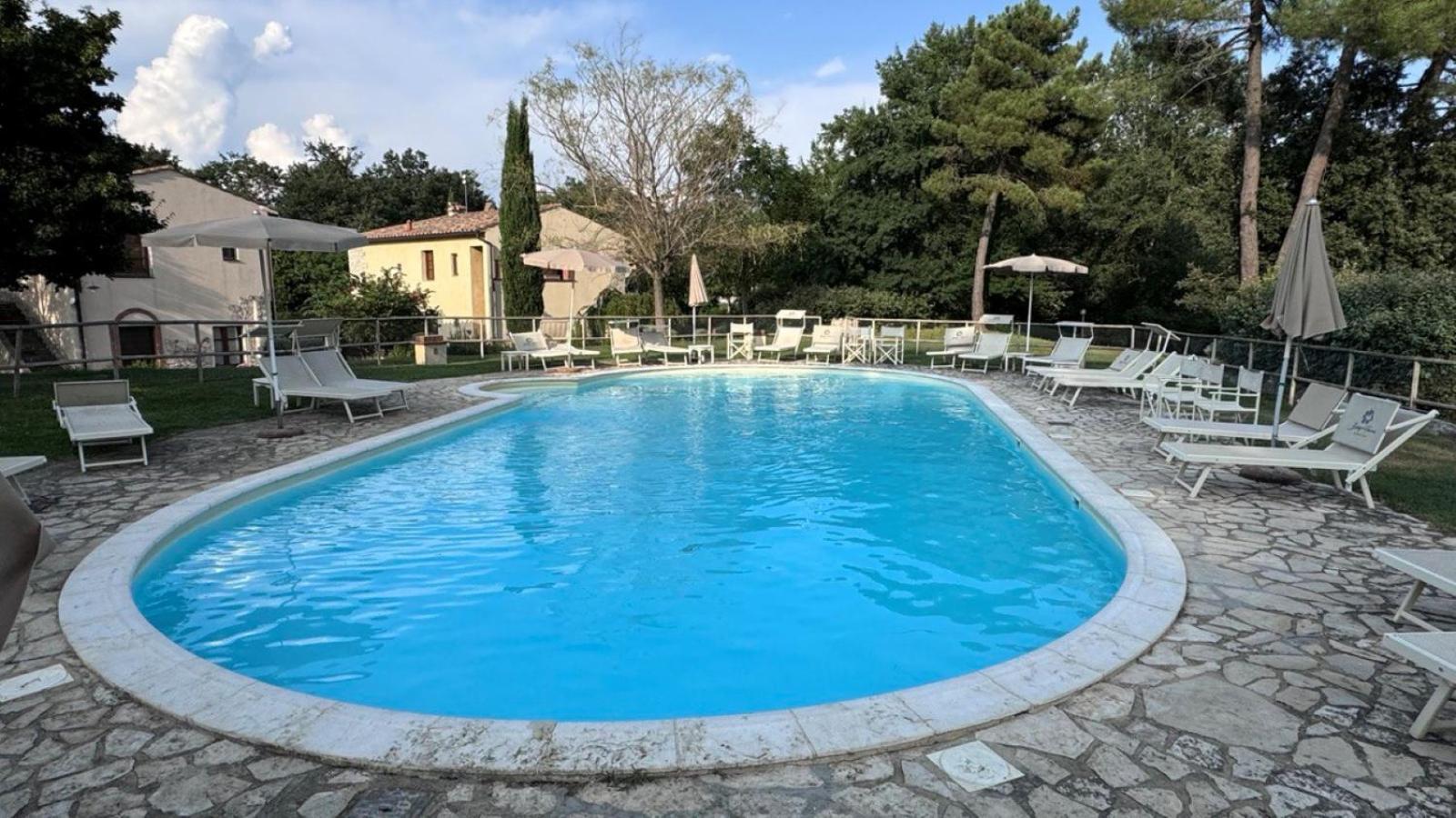 Appartamento Isenesi Gambassi Terme Dış mekan fotoğraf